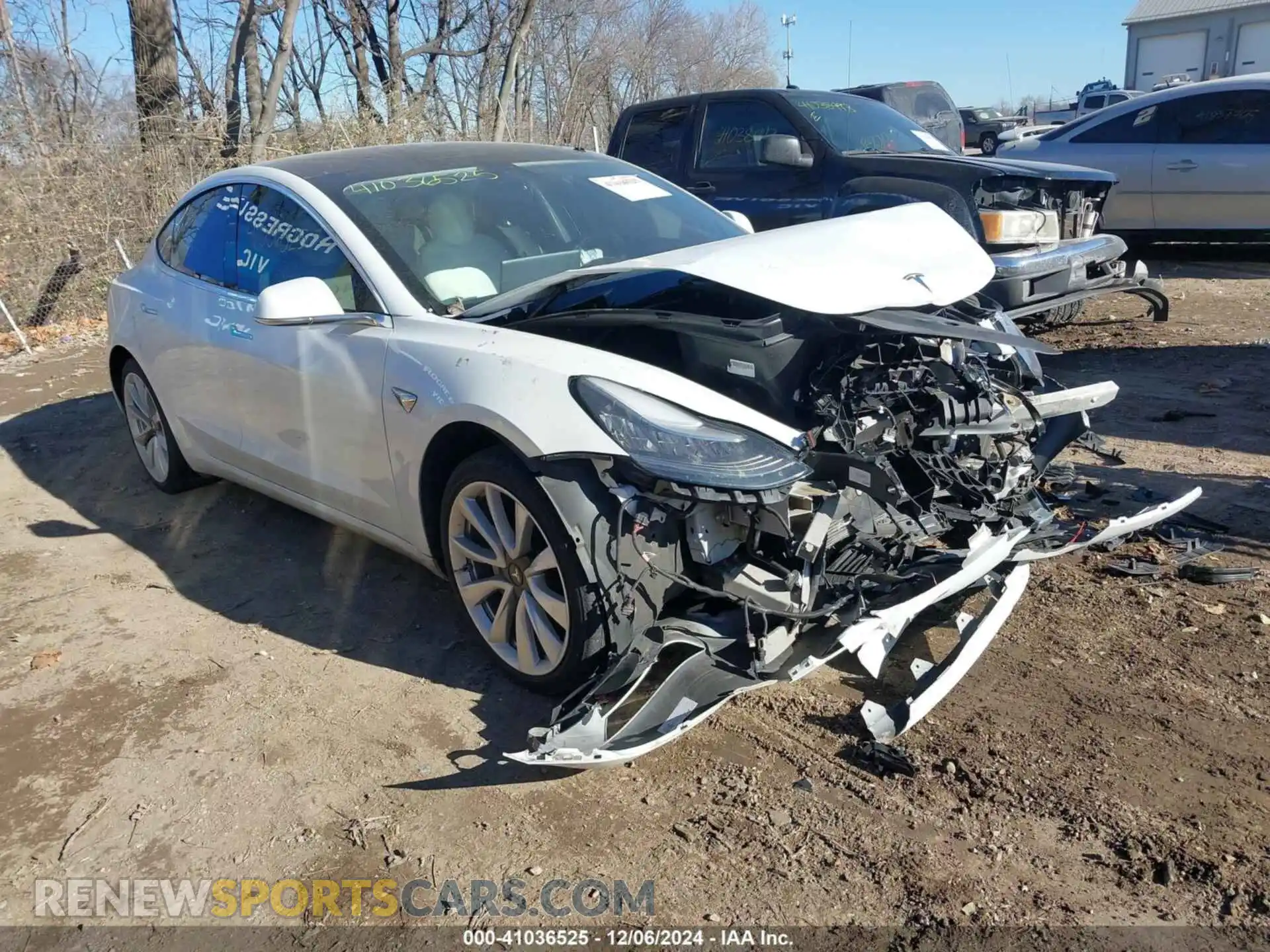 1 Photograph of a damaged car 5YJ3E1EBXKF469552 TESLA MODEL 3 2019