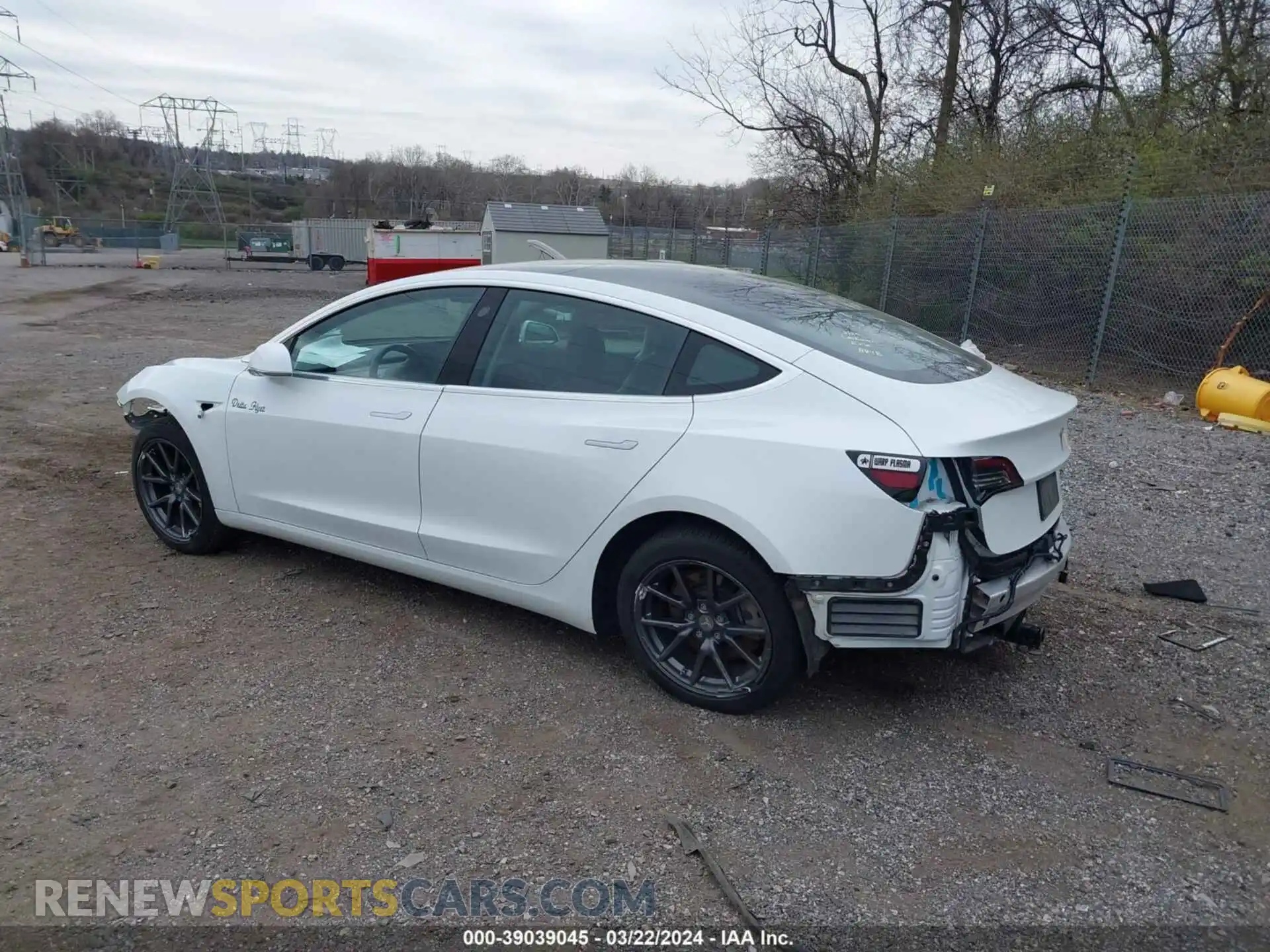 3 Photograph of a damaged car 5YJ3E1EA0LF504236 TESLA MODEL 3 2020