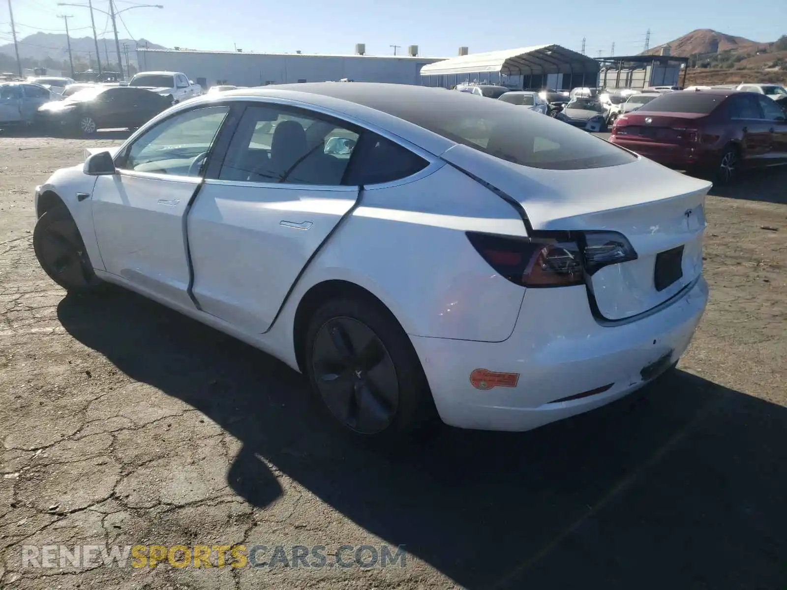 3 Photograph of a damaged car 5YJ3E1EA0LF645226 TESLA MODEL 3 2020