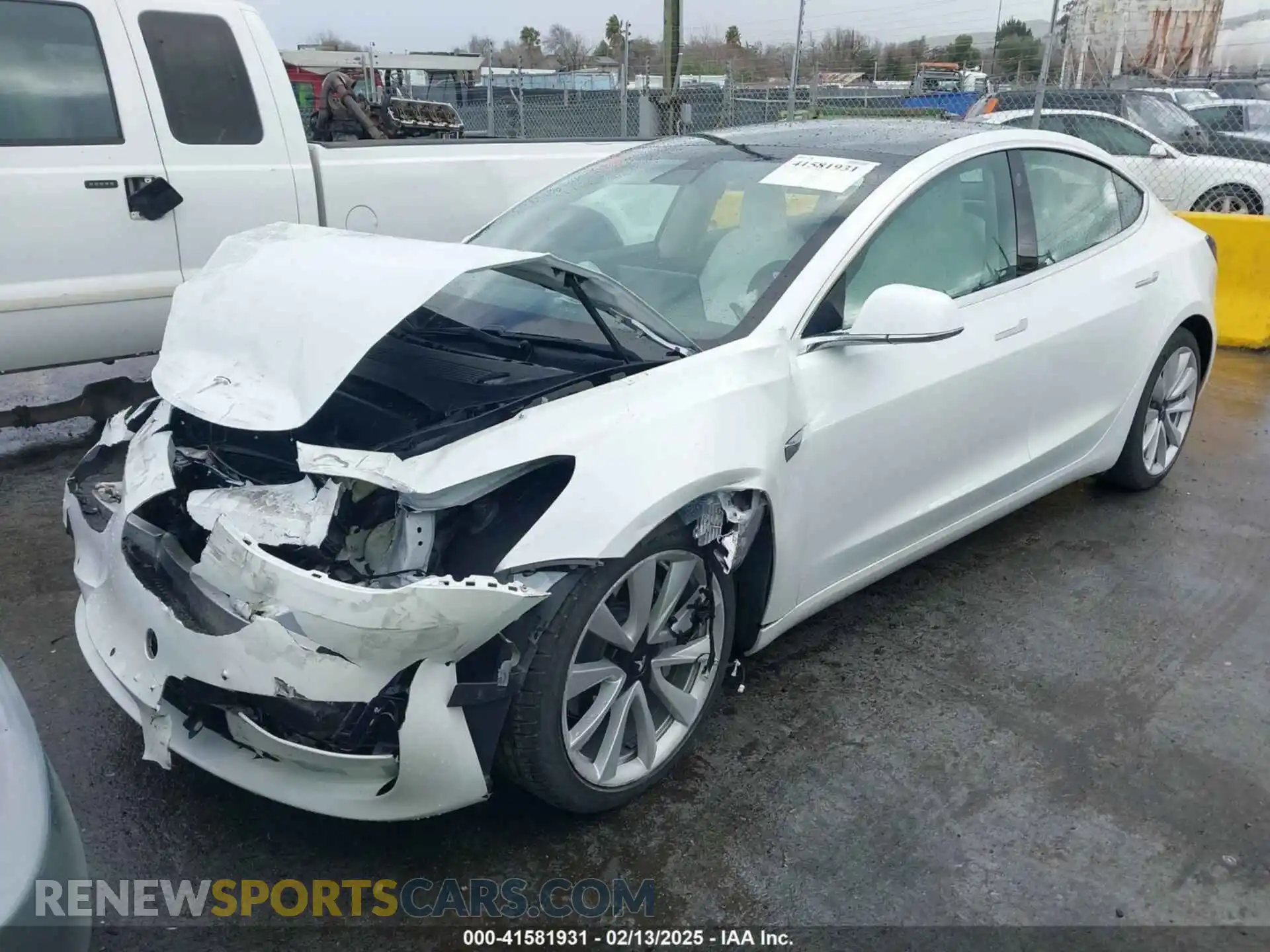 2 fotografías del automóvil dañado 5YJ3E1EA0LF741311 TESLA MODEL 3 2020
