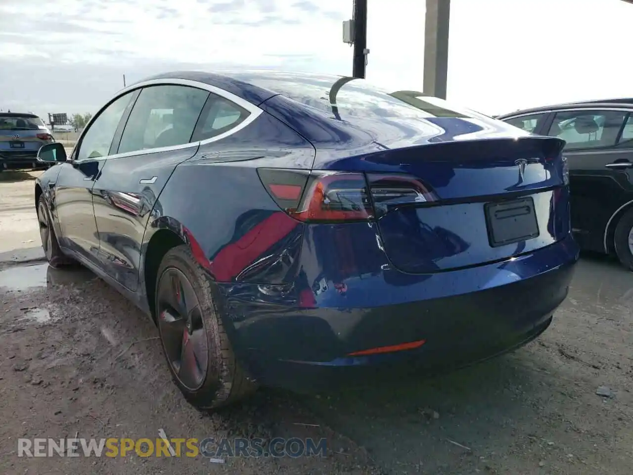 3 Photograph of a damaged car 5YJ3E1EA1LF611957 TESLA MODEL 3 2020