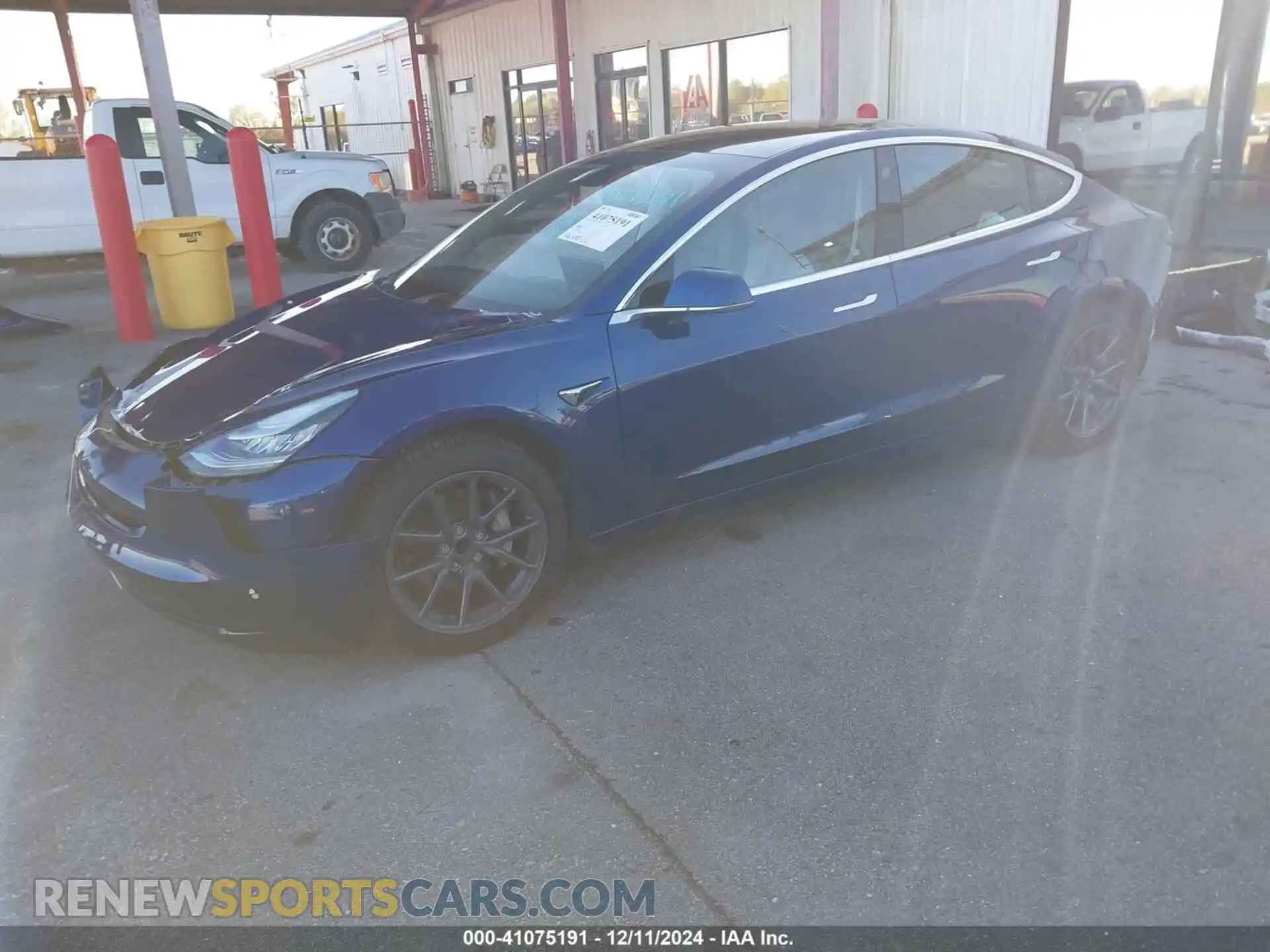 2 Photograph of a damaged car 5YJ3E1EA1LF736893 TESLA MODEL 3 2020
