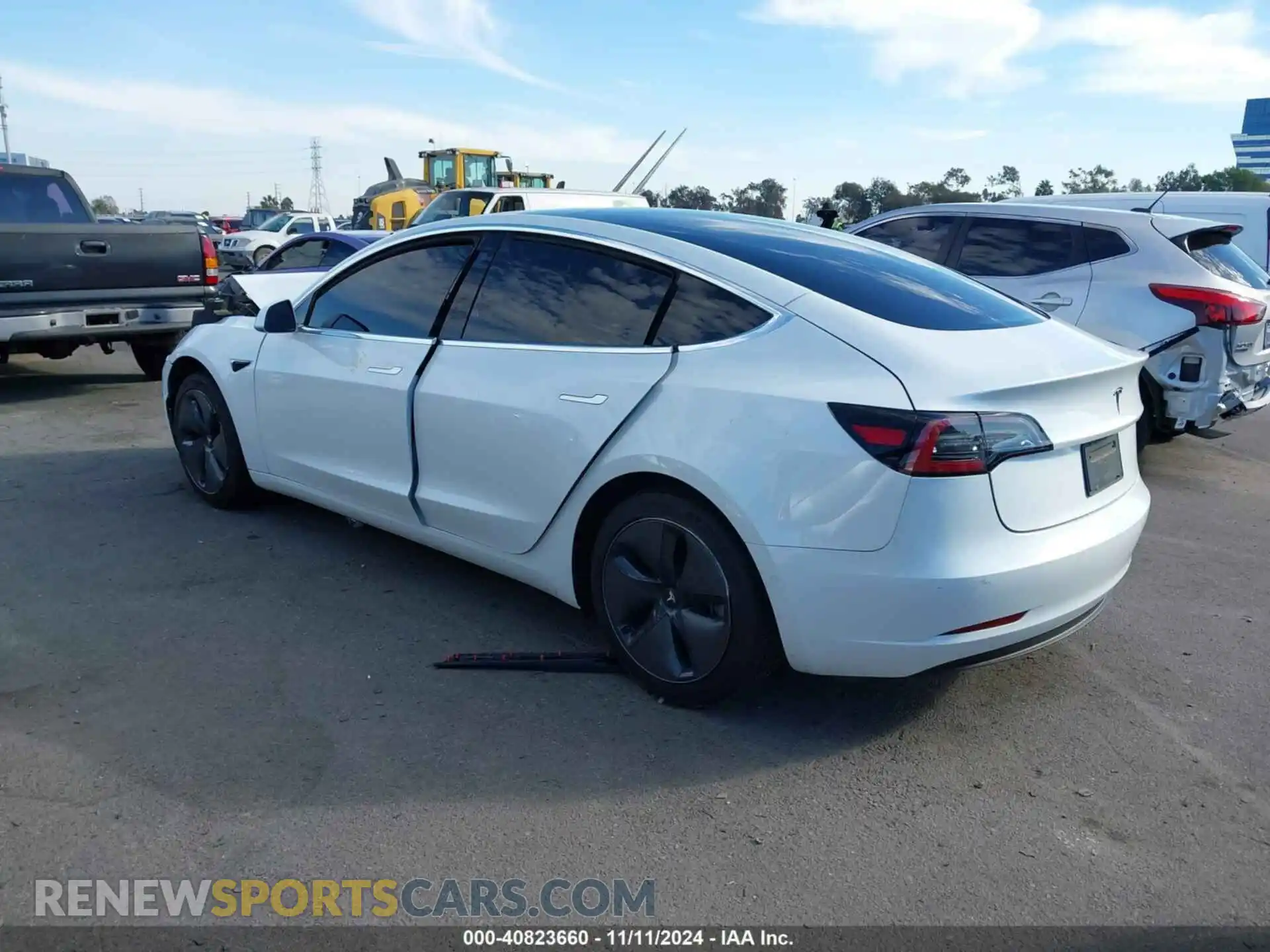3 Photograph of a damaged car 5YJ3E1EA1LF805212 TESLA MODEL 3 2020