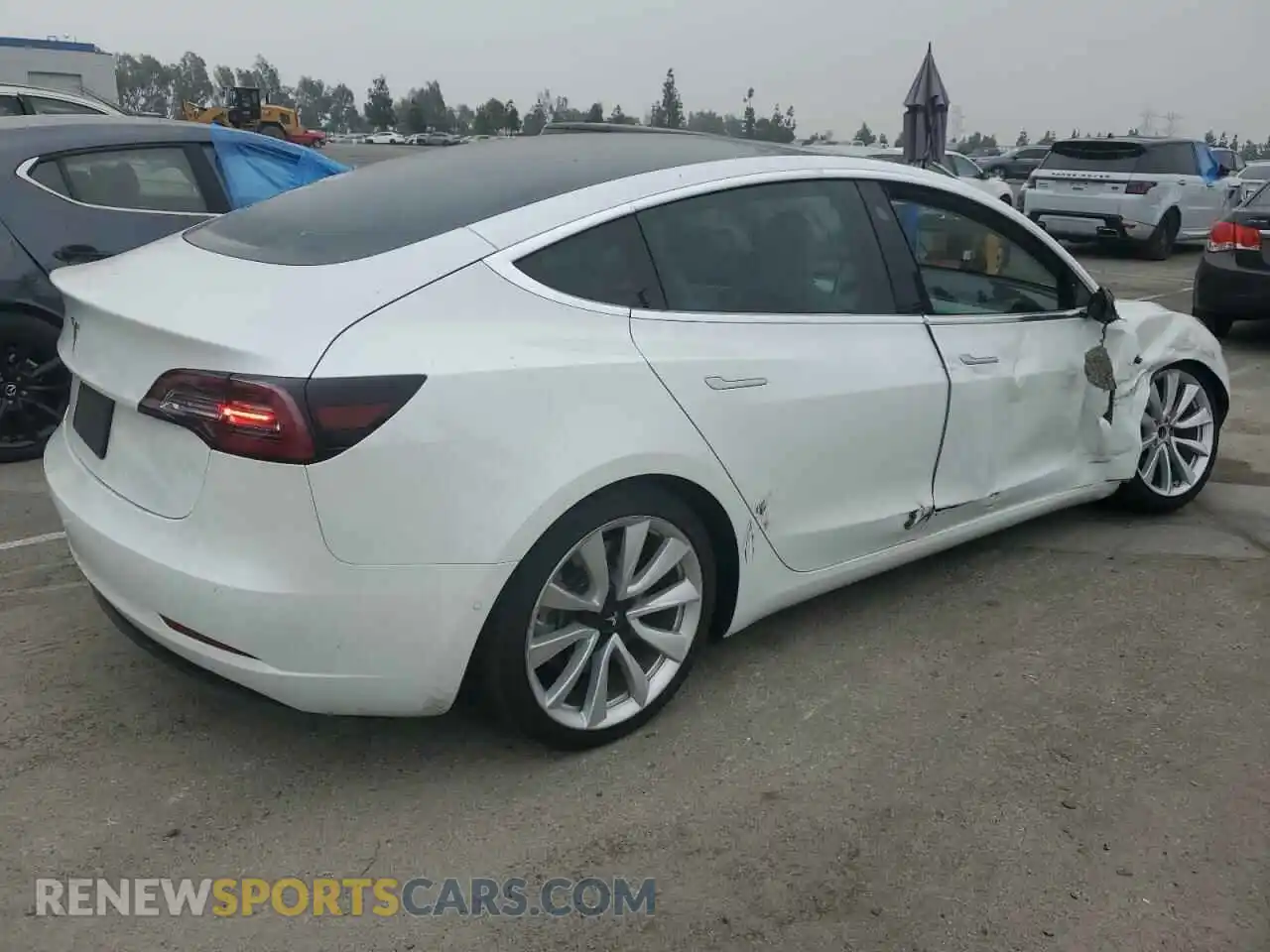 3 Photograph of a damaged car 5YJ3E1EA1LF806909 TESLA MODEL 3 2020