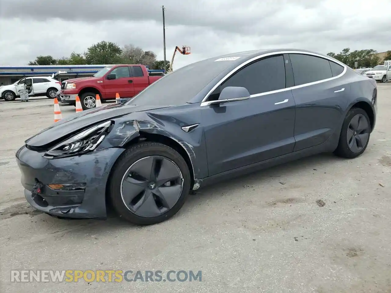 1 Photograph of a damaged car 5YJ3E1EA2LF598328 TESLA MODEL 3 2020