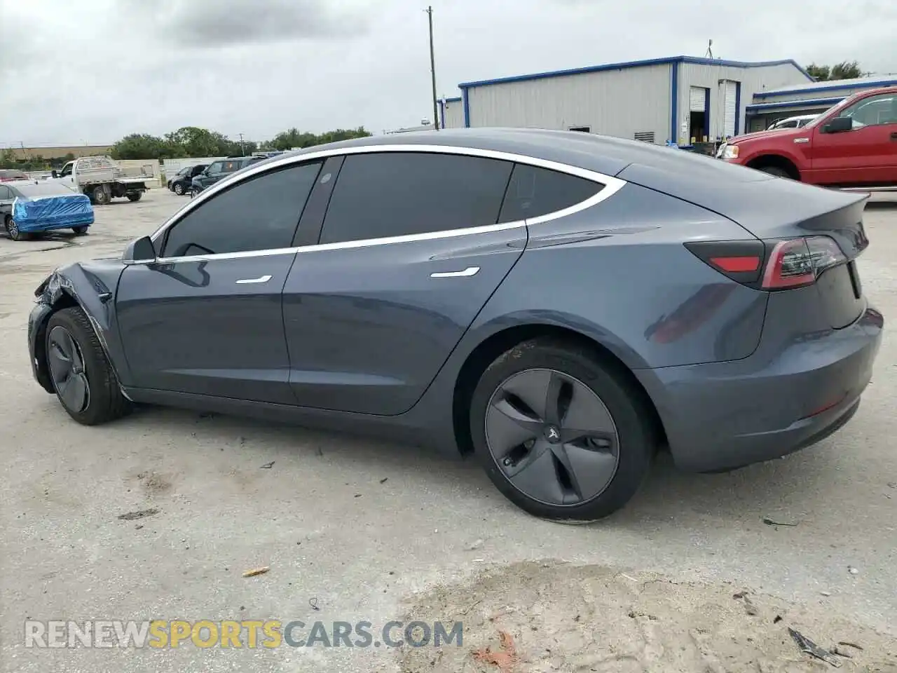 2 Photograph of a damaged car 5YJ3E1EA2LF598328 TESLA MODEL 3 2020