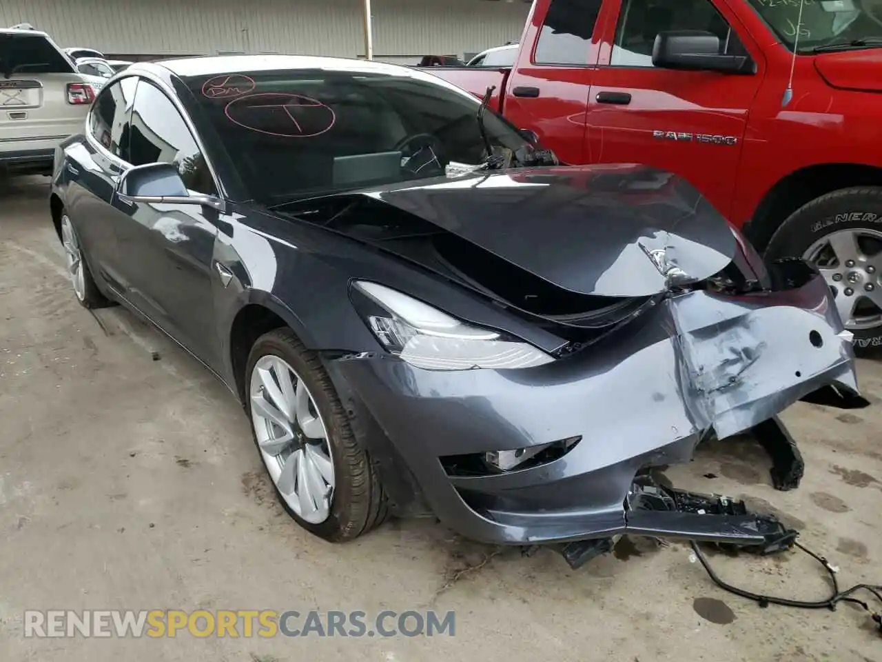 1 Photograph of a damaged car 5YJ3E1EA2LF660925 TESLA MODEL 3 2020