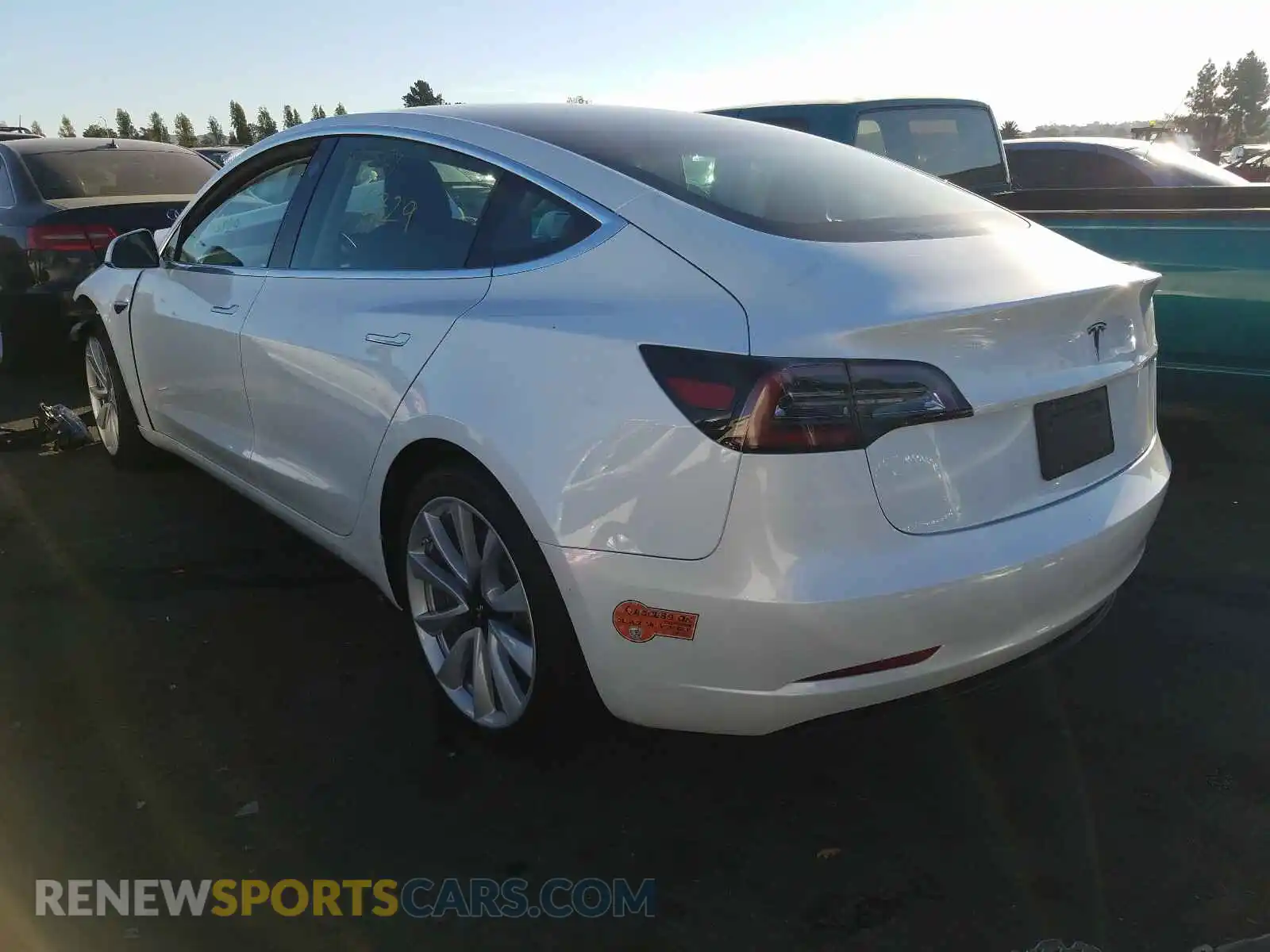 3 Photograph of a damaged car 5YJ3E1EA2LF709007 TESLA MODEL 3 2020