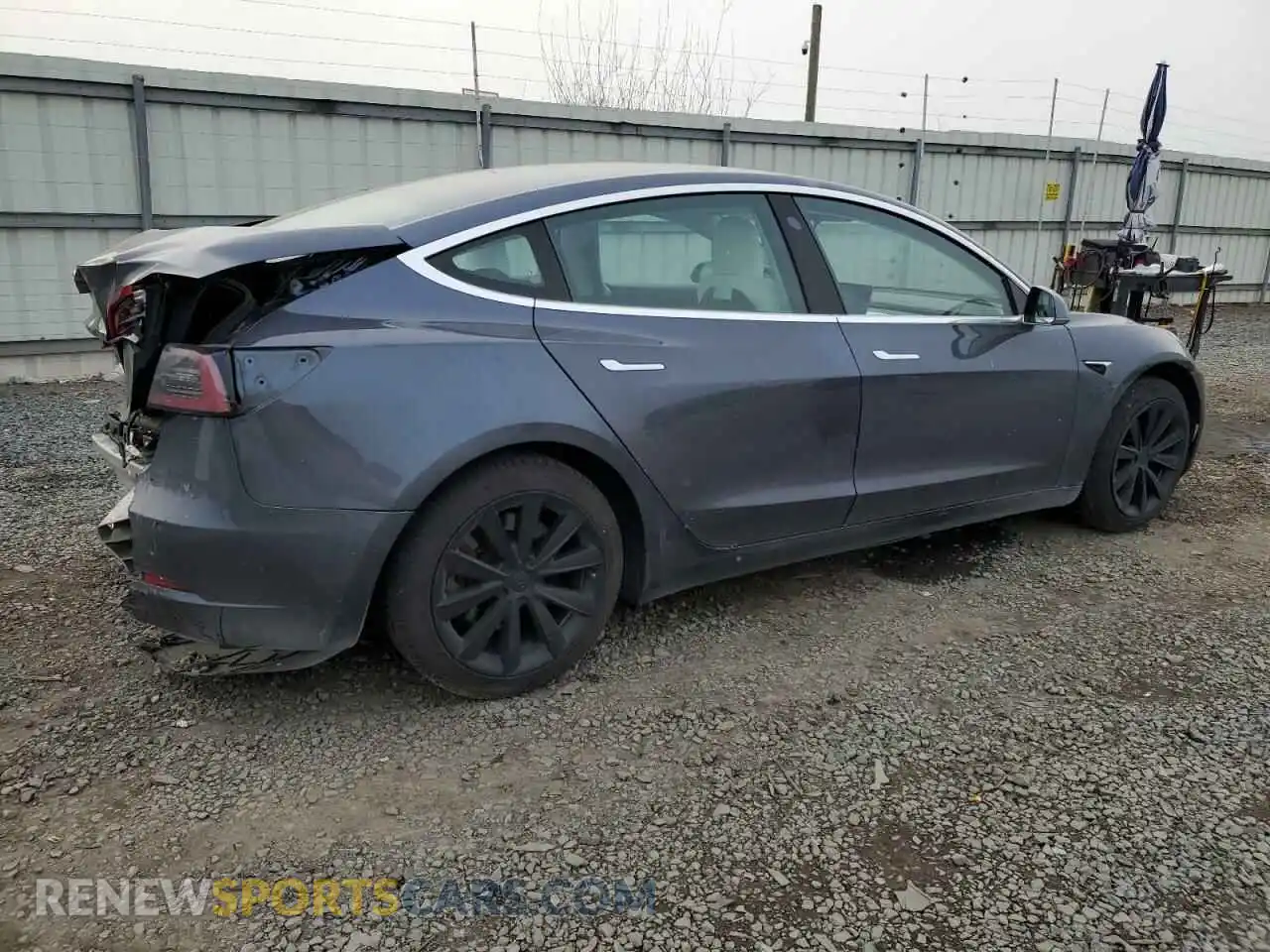3 Photograph of a damaged car 5YJ3E1EA2LF740905 TESLA MODEL 3 2020