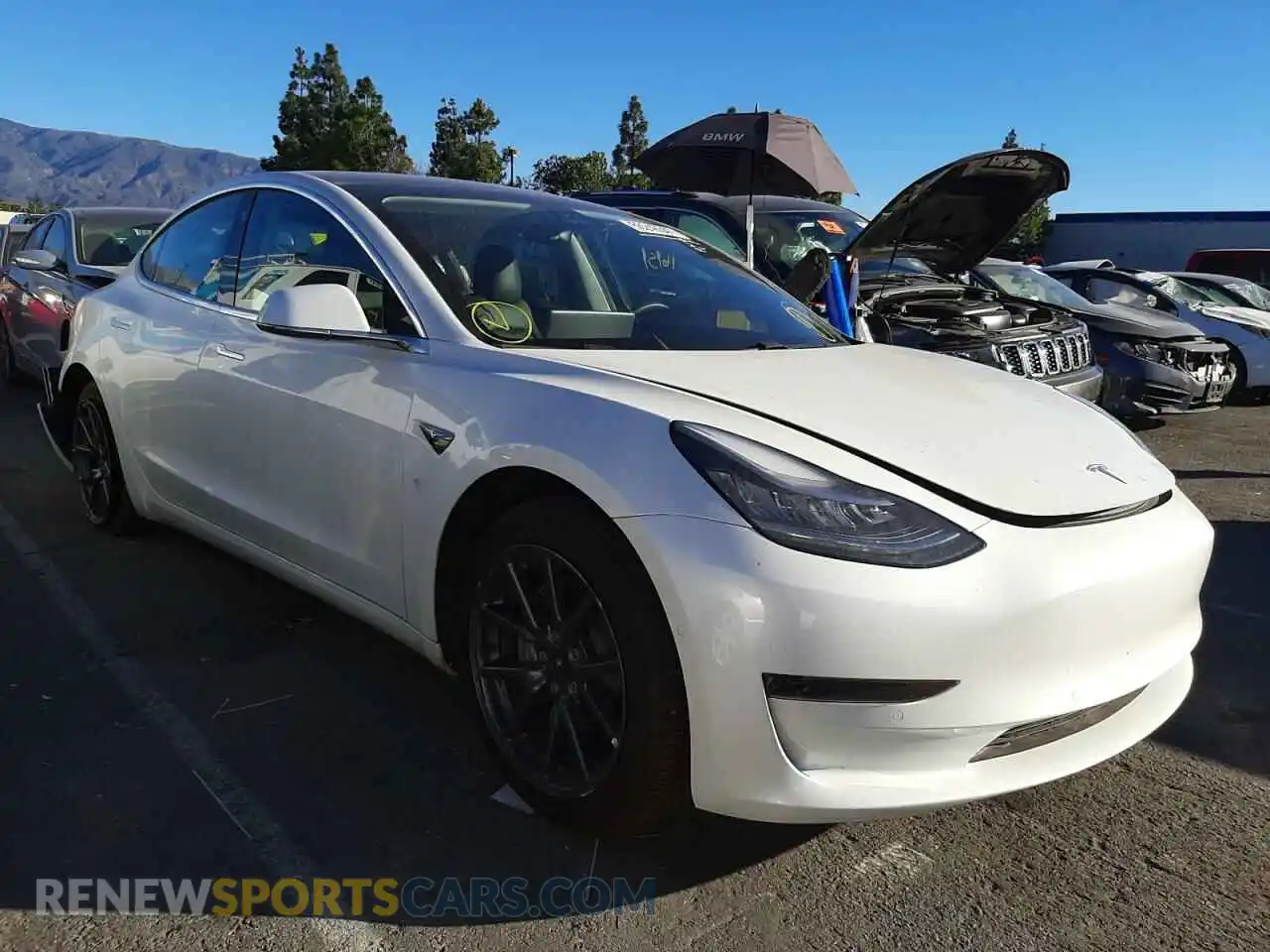 1 Photograph of a damaged car 5YJ3E1EA2LF804313 TESLA MODEL 3 2020