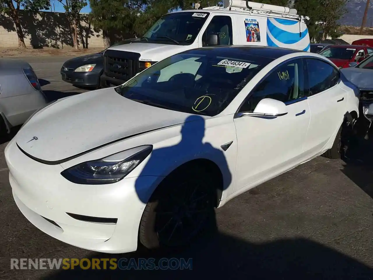 2 Photograph of a damaged car 5YJ3E1EA2LF804313 TESLA MODEL 3 2020