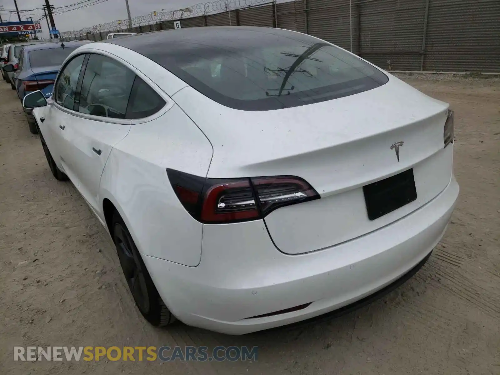 3 fotografías del automóvil dañado 5YJ3E1EA2LF805817 TESLA MODEL 3 2020