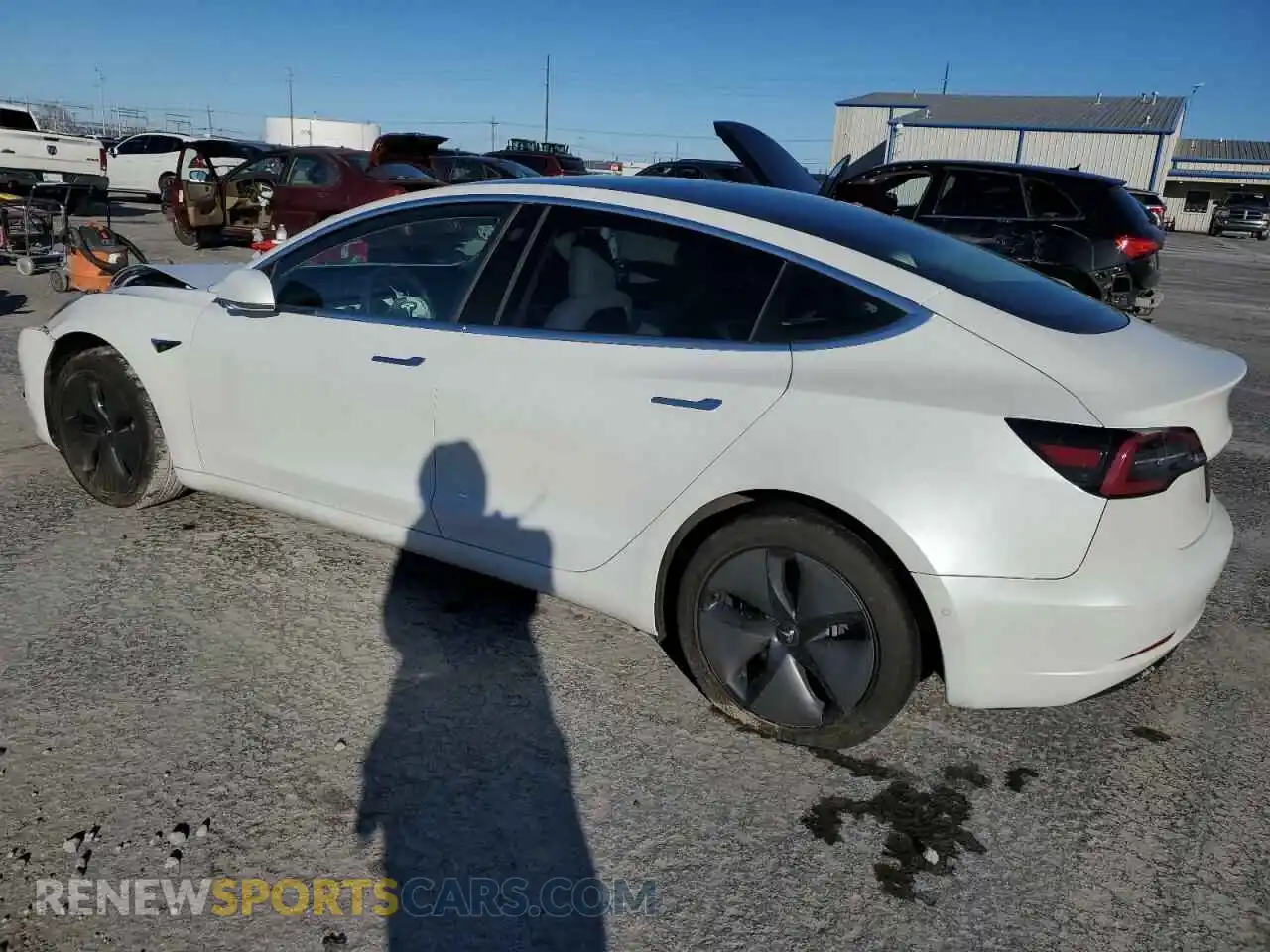 2 fotografías del automóvil dañado 5YJ3E1EA3LF598970 TESLA MODEL 3 2020