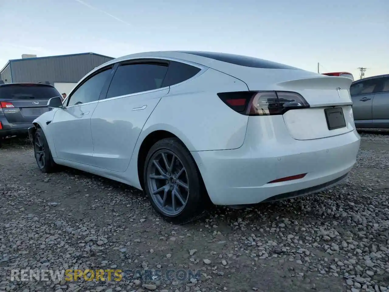 2 Photograph of a damaged car 5YJ3E1EA3LF625486 TESLA MODEL 3 2020