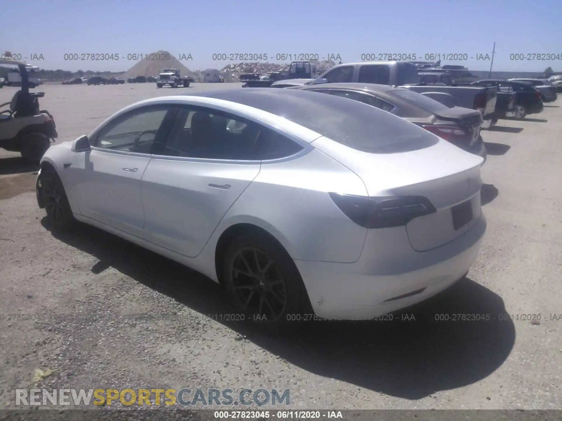3 Photograph of a damaged car 5YJ3E1EA3LF632597 TESLA MODEL 3 2020