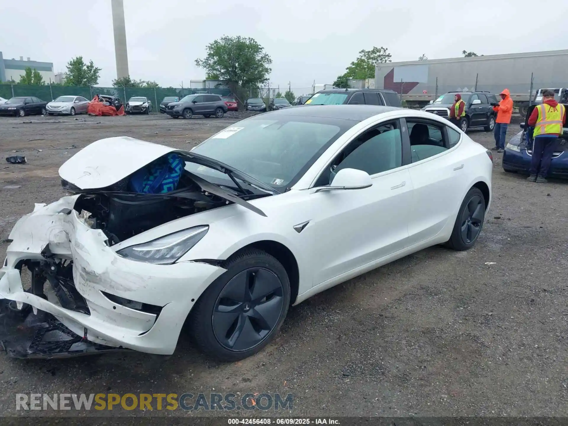 2 fotografías del automóvil dañado 5YJ3E1EA3LF659136 TESLA MODEL 3 2020