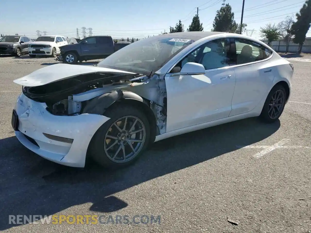 1 Photograph of a damaged car 5YJ3E1EA4LF615422 TESLA MODEL 3 2020