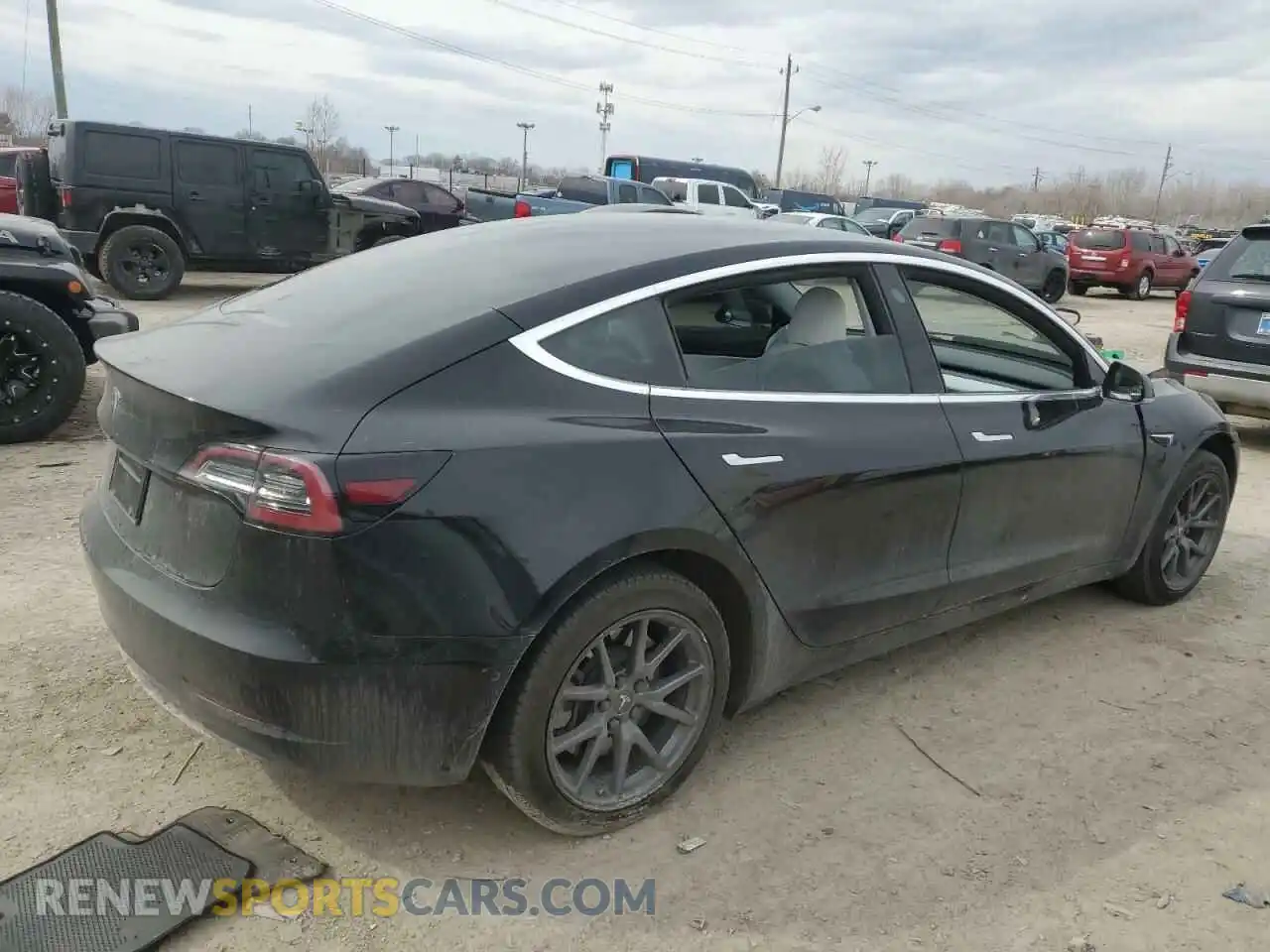 3 Photograph of a damaged car 5YJ3E1EA4LF662014 TESLA MODEL 3 2020