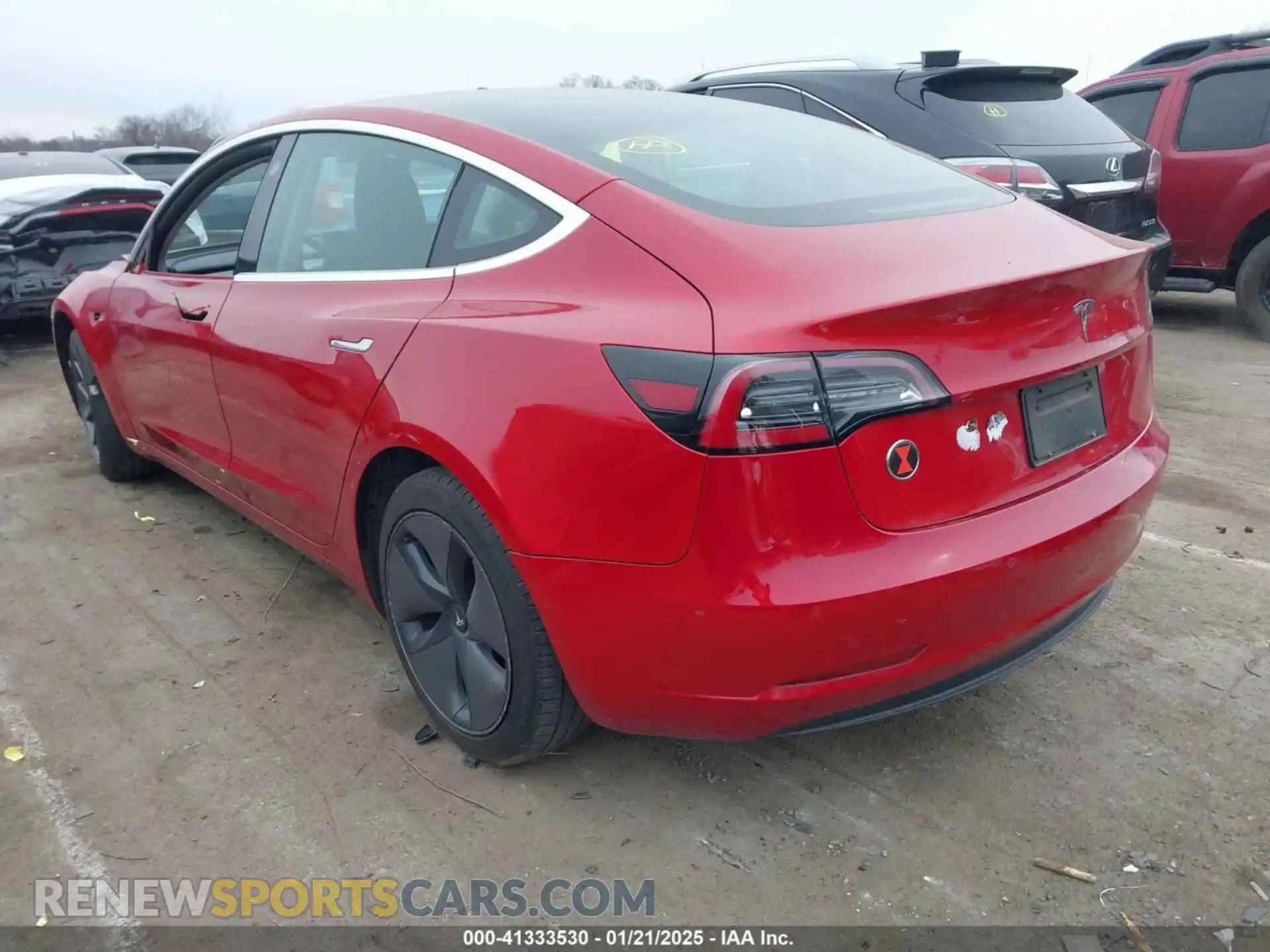 3 Photograph of a damaged car 5YJ3E1EA4LF703614 TESLA MODEL 3 2020