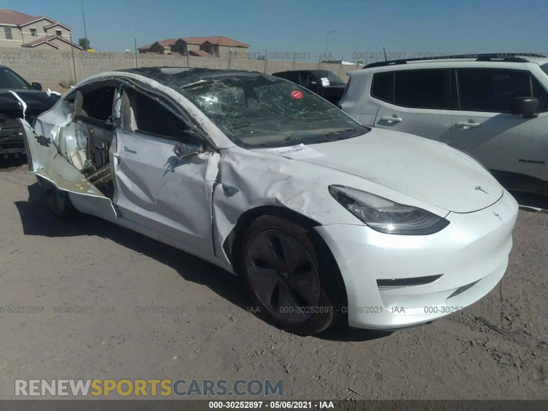 1 Photograph of a damaged car 5YJ3E1EA4LF745152 TESLA MODEL 3 2020