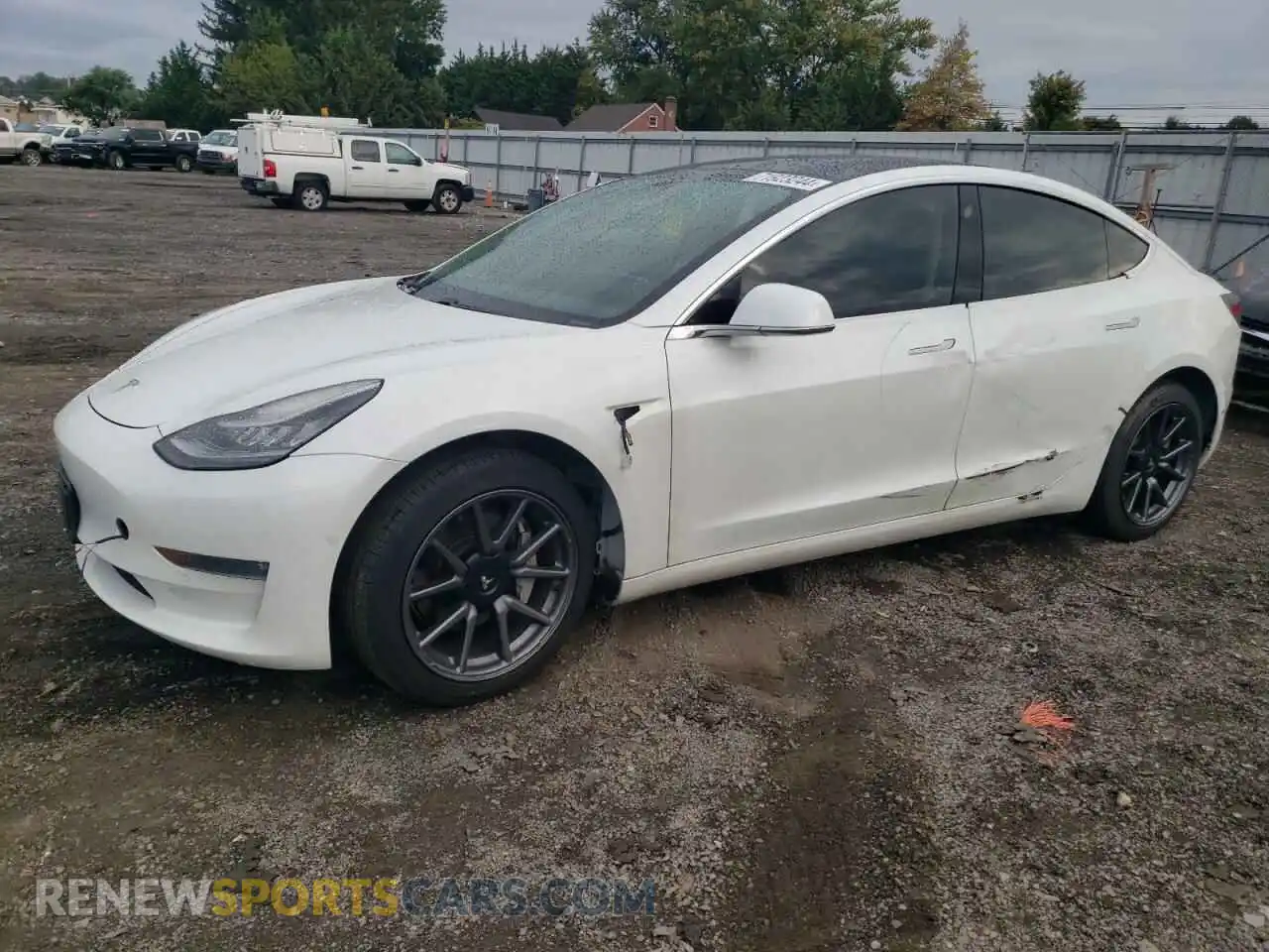 1 Photograph of a damaged car 5YJ3E1EA4LF797221 TESLA MODEL 3 2020
