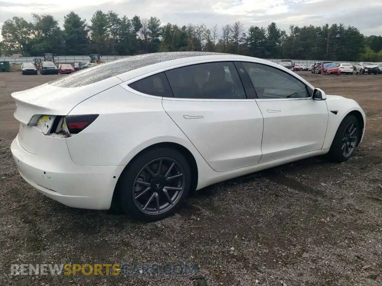 3 Photograph of a damaged car 5YJ3E1EA4LF797221 TESLA MODEL 3 2020