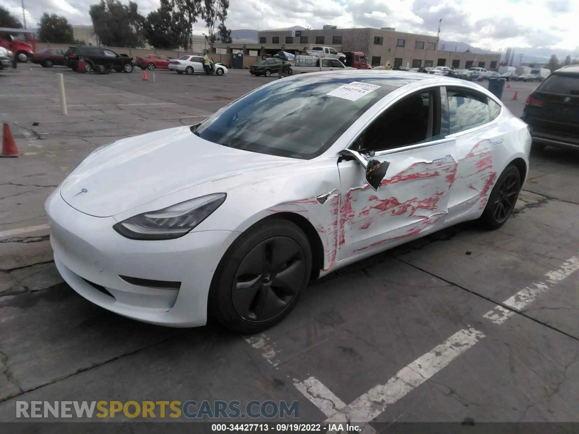 2 Фотография поврежденного автомобиля 5YJ3E1EA4LF805799 TESLA MODEL 3 2020