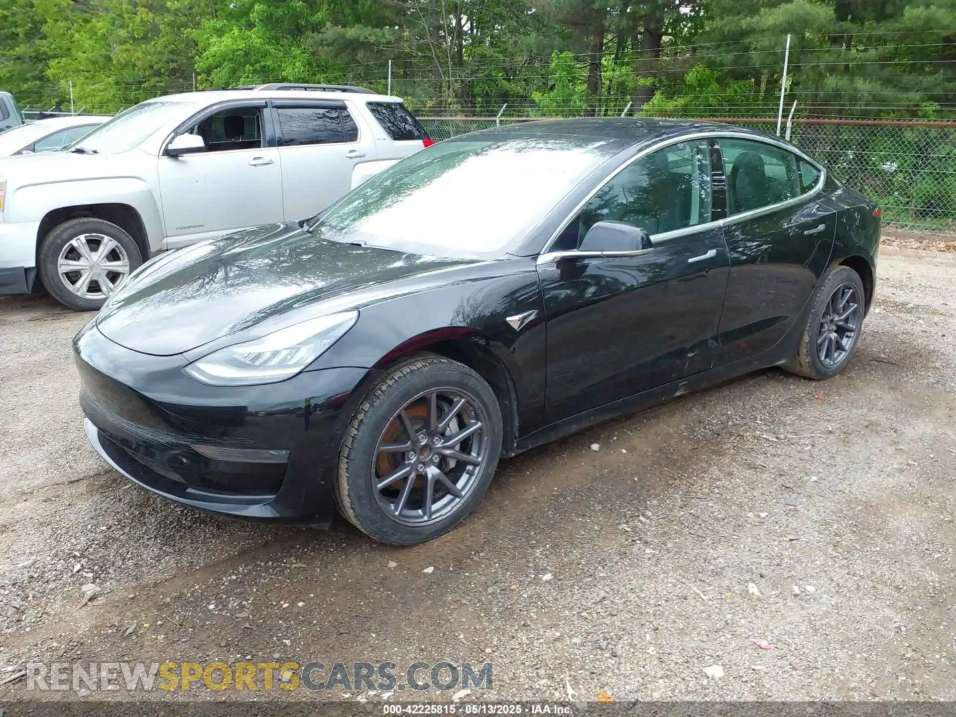 2 Photograph of a damaged car 5YJ3E1EA5LF606342 TESLA MODEL 3 2020