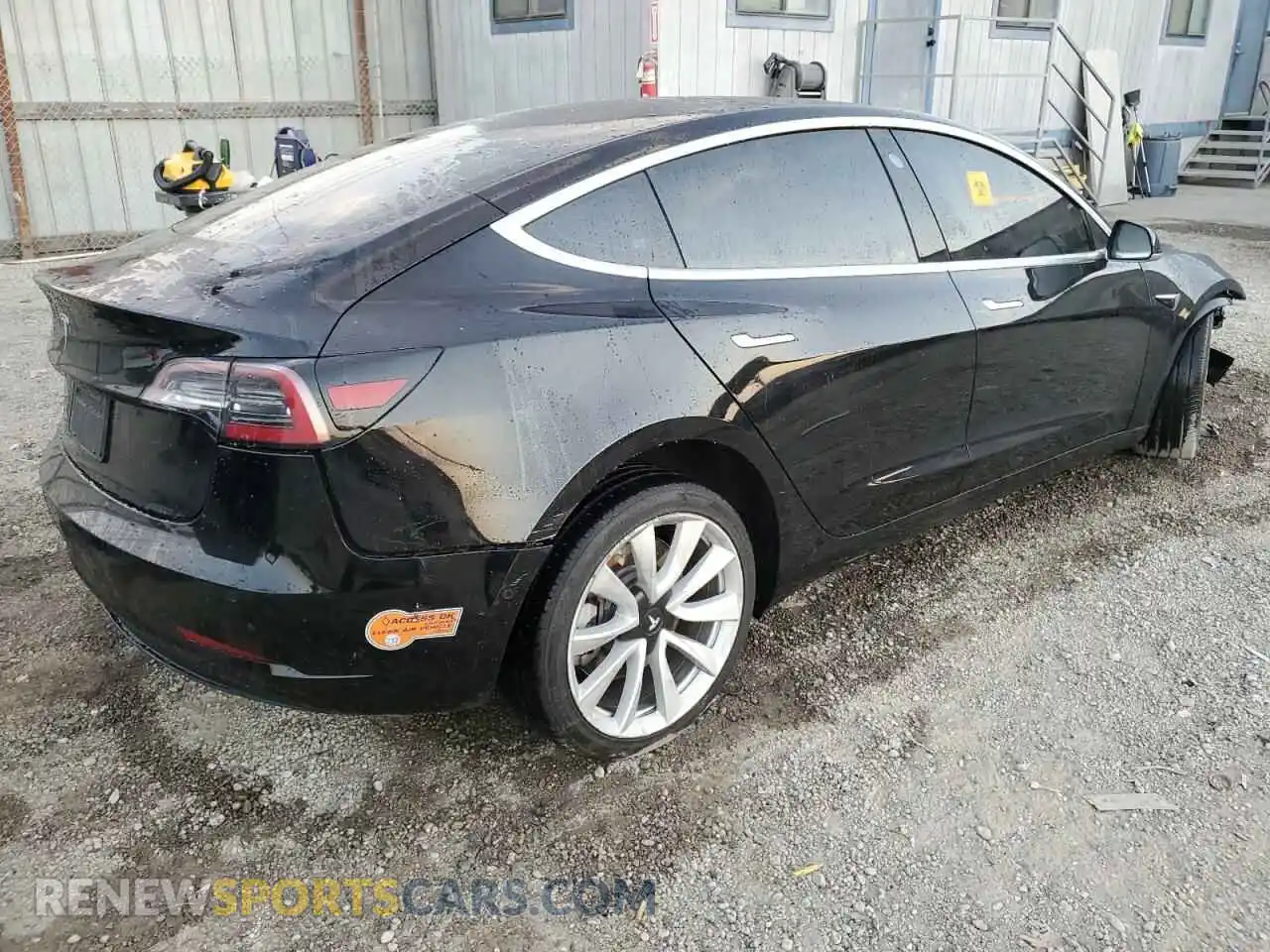 3 Photograph of a damaged car 5YJ3E1EA5LF645562 TESLA MODEL 3 2020