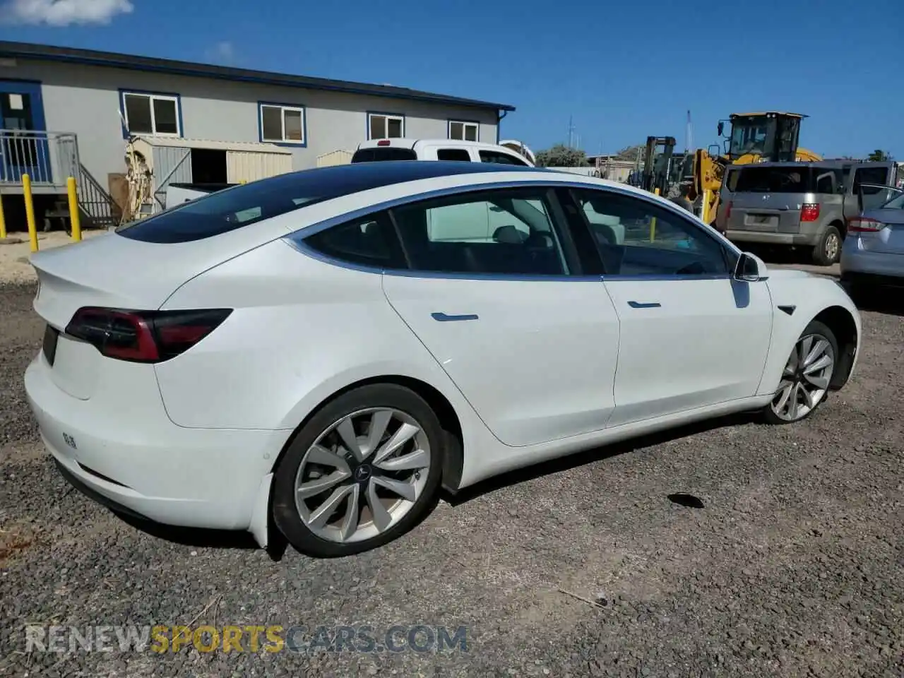 3 Photograph of a damaged car 5YJ3E1EA5LF709003 TESLA MODEL 3 2020