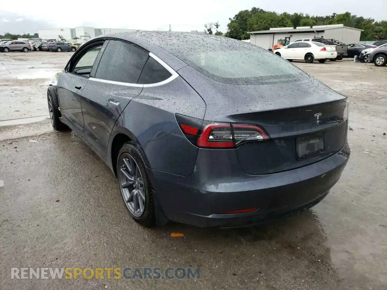 3 Photograph of a damaged car 5YJ3E1EA5LF739277 TESLA MODEL 3 2020
