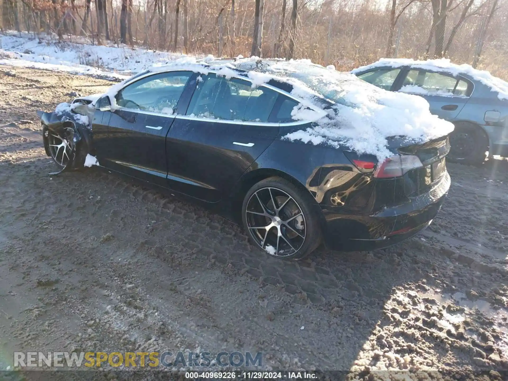 3 Photograph of a damaged car 5YJ3E1EA5LF743362 TESLA MODEL 3 2020
