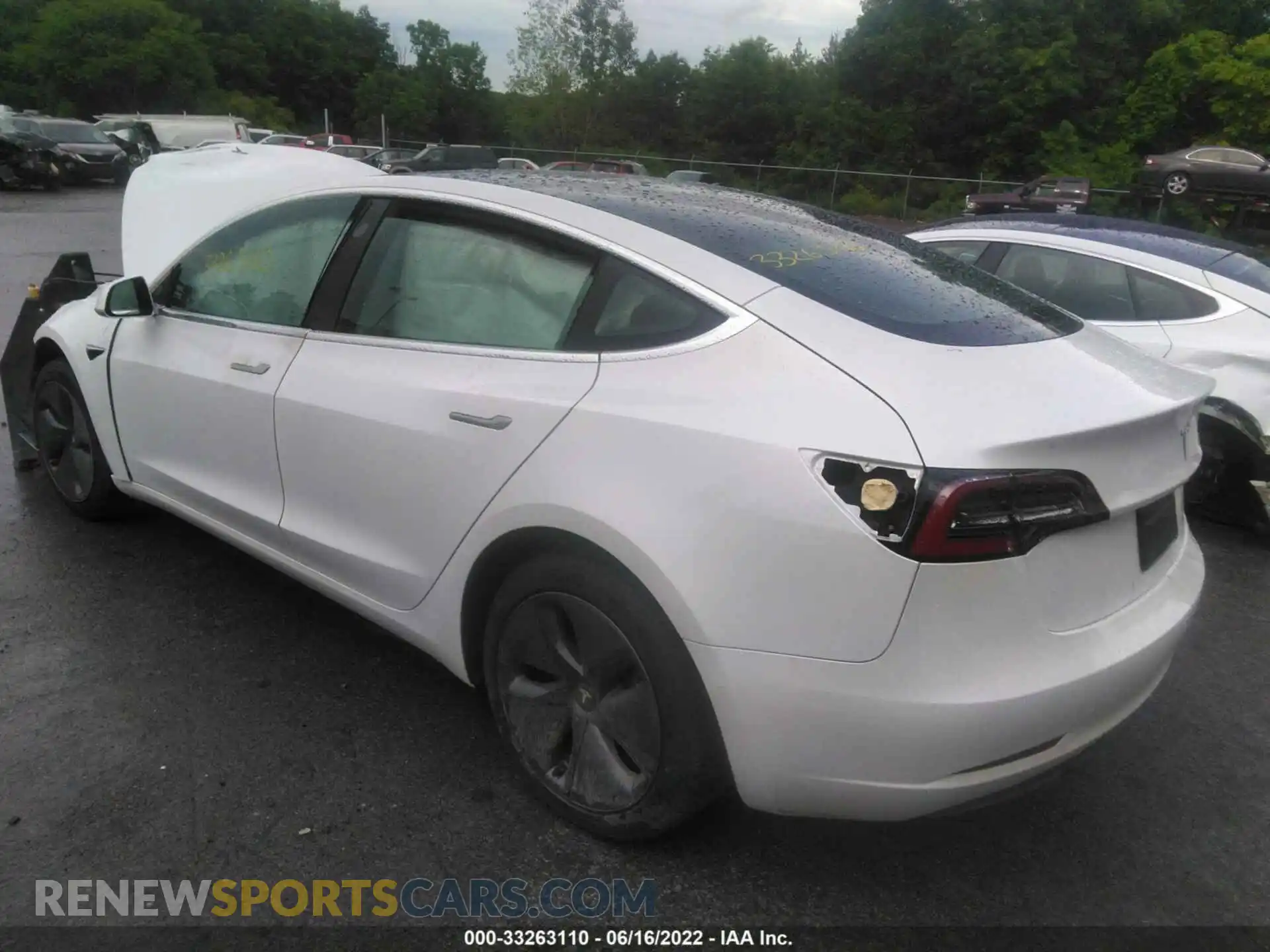 3 Photograph of a damaged car 5YJ3E1EA5LF797244 TESLA MODEL 3 2020