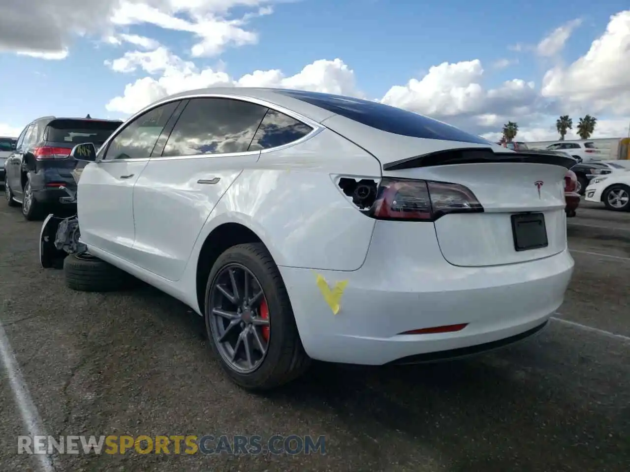 3 Photograph of a damaged car 5YJ3E1EA5LF800014 TESLA MODEL 3 2020