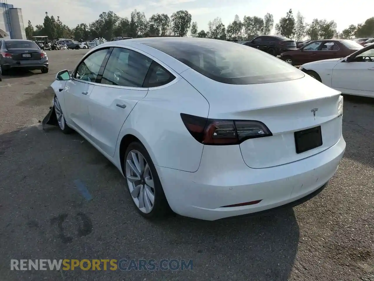 3 Photograph of a damaged car 5YJ3E1EA5LF806413 TESLA MODEL 3 2020