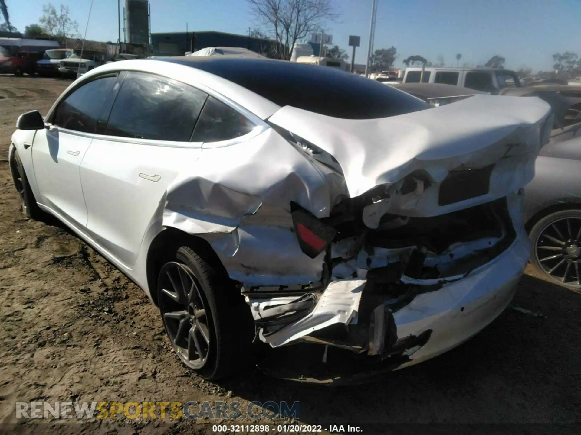 3 Photograph of a damaged car 5YJ3E1EA6LF613090 TESLA MODEL 3 2020
