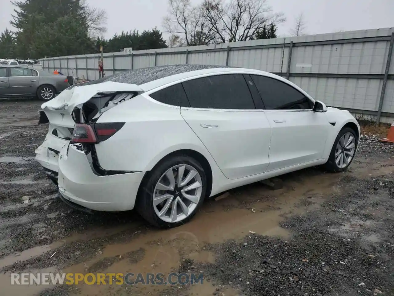 3 Photograph of a damaged car 5YJ3E1EA6LF614224 TESLA MODEL 3 2020