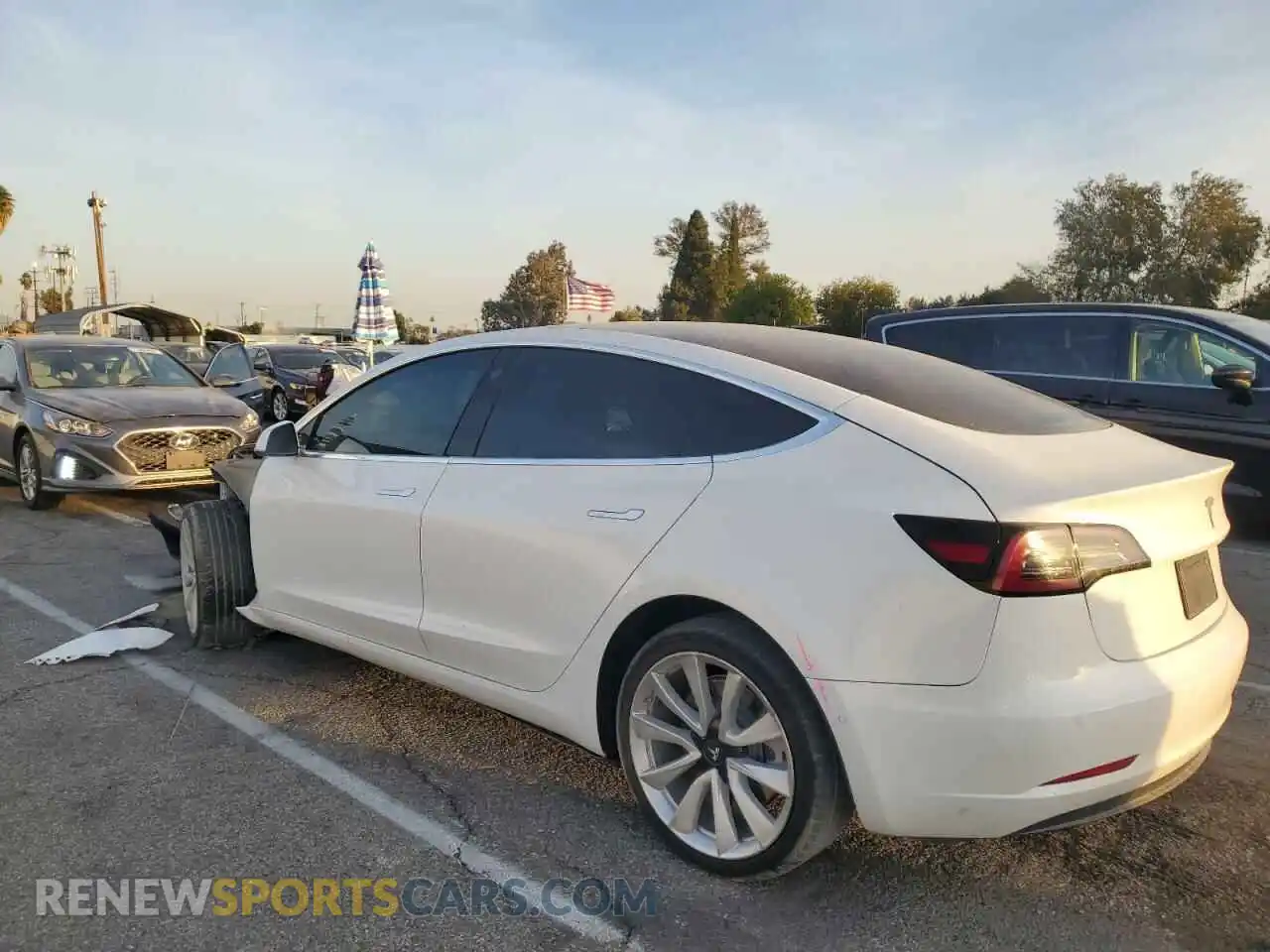 2 Photograph of a damaged car 5YJ3E1EA6LF615941 TESLA MODEL 3 2020