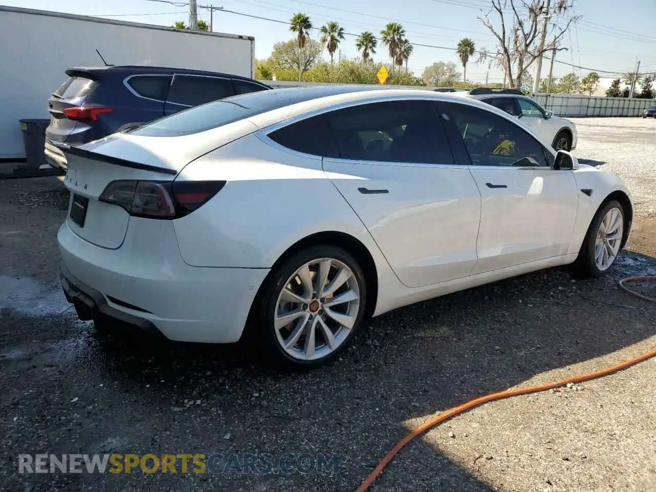 3 Photograph of a damaged car 5YJ3E1EA6LF661513 TESLA MODEL 3 2020