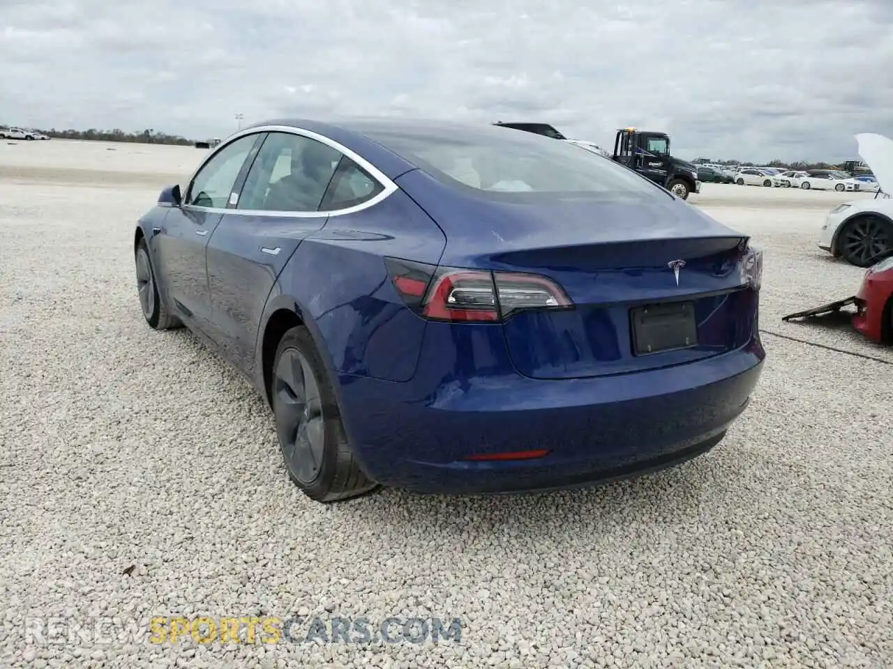 3 Photograph of a damaged car 5YJ3E1EA6LF736890 TESLA MODEL 3 2020