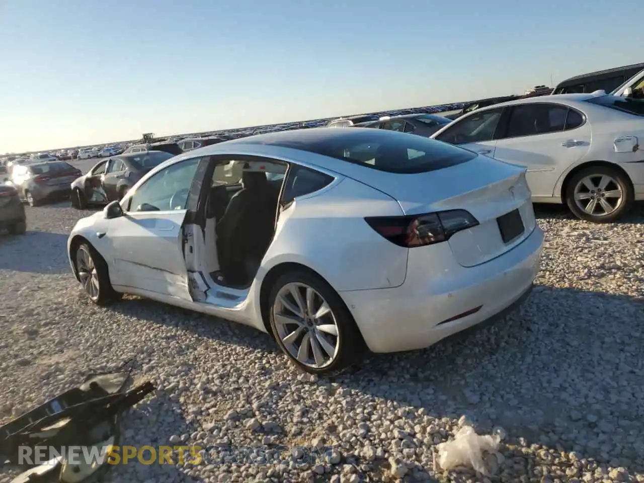 2 Photograph of a damaged car 5YJ3E1EA6LF740762 TESLA MODEL 3 2020