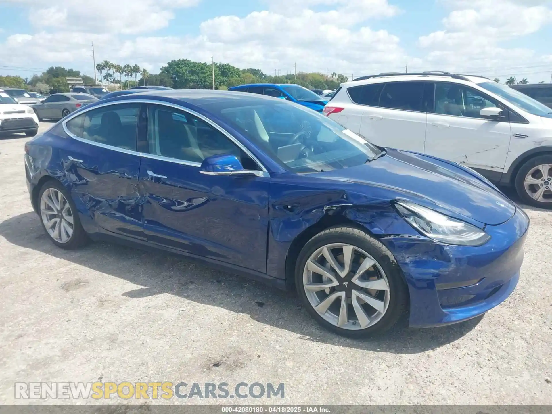 1 Photograph of a damaged car 5YJ3E1EA6LF785622 TESLA MODEL 3 2020