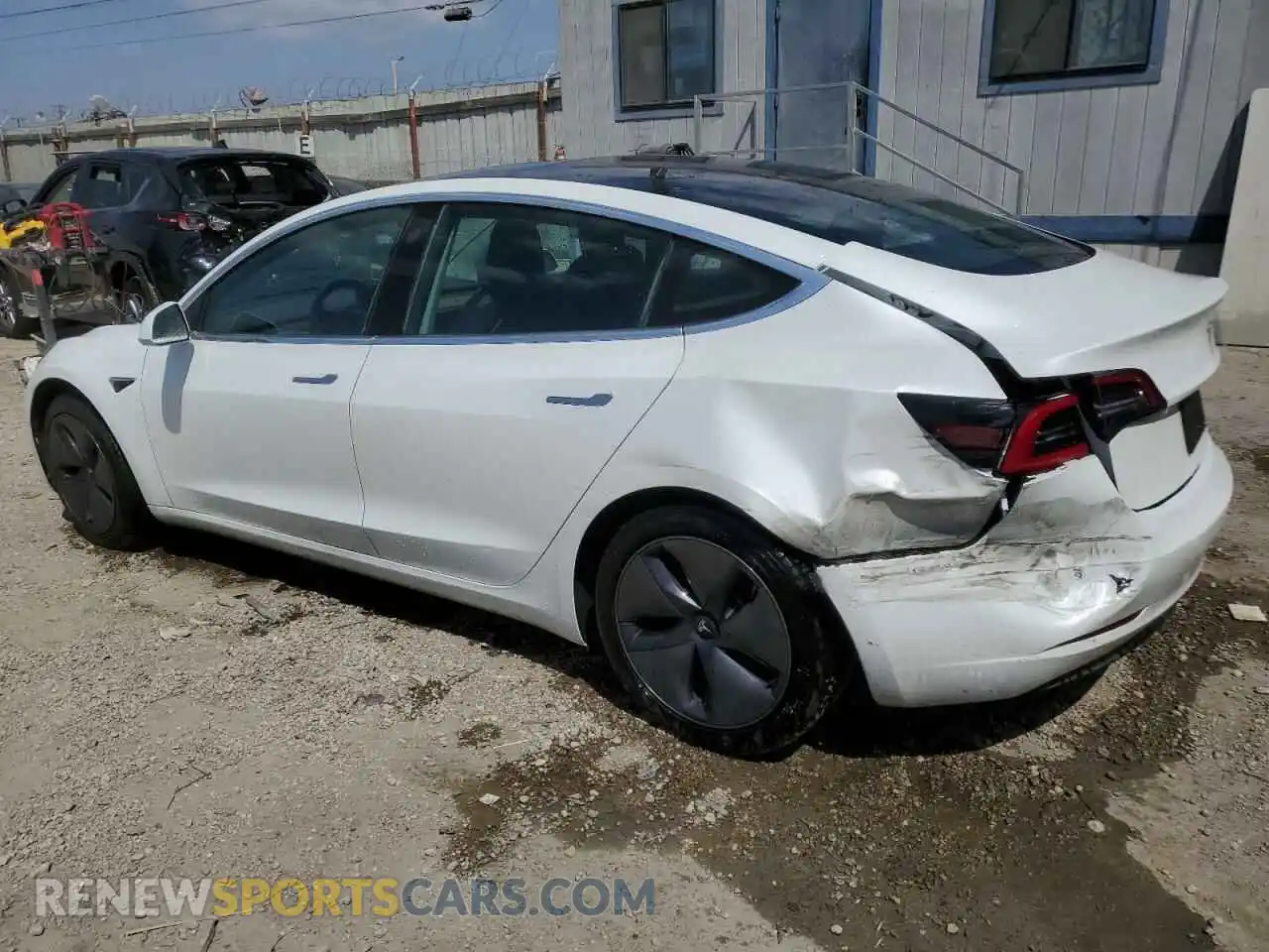 2 Photograph of a damaged car 5YJ3E1EA7LF644932 TESLA MODEL 3 2020