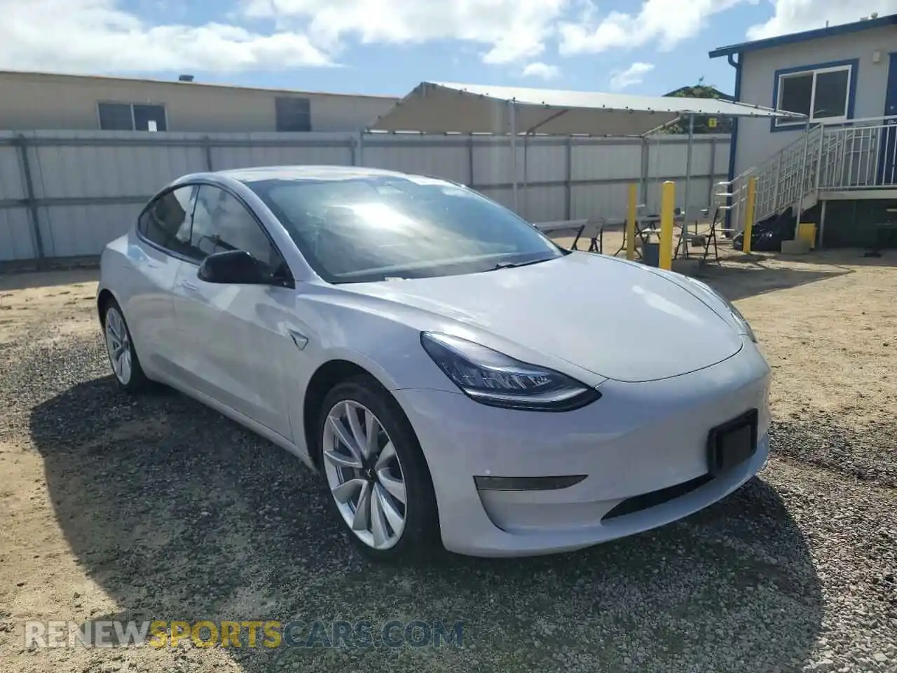 1 Photograph of a damaged car 5YJ3E1EA7LF661939 TESLA MODEL 3 2020