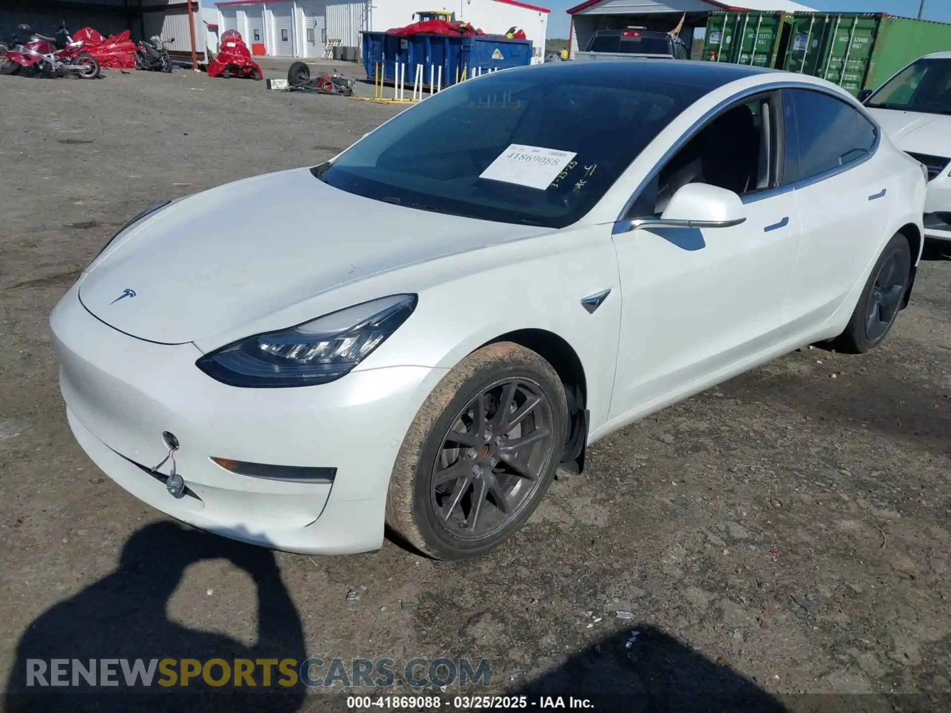 2 Photograph of a damaged car 5YJ3E1EA7LF797150 TESLA MODEL 3 2020