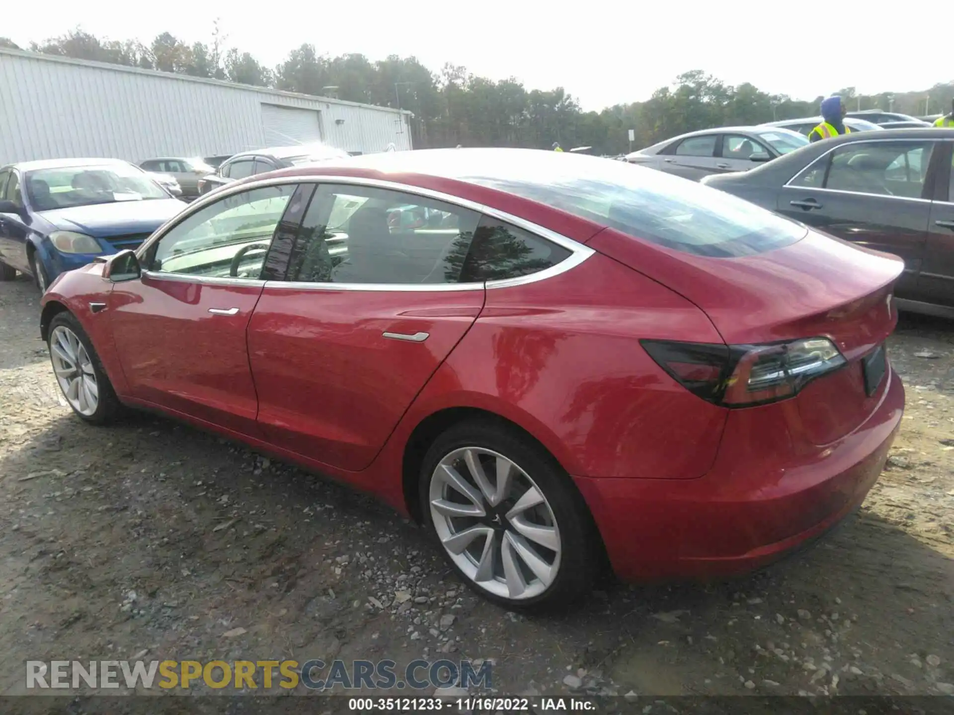 3 Photograph of a damaged car 5YJ3E1EA8LF606674 TESLA MODEL 3 2020
