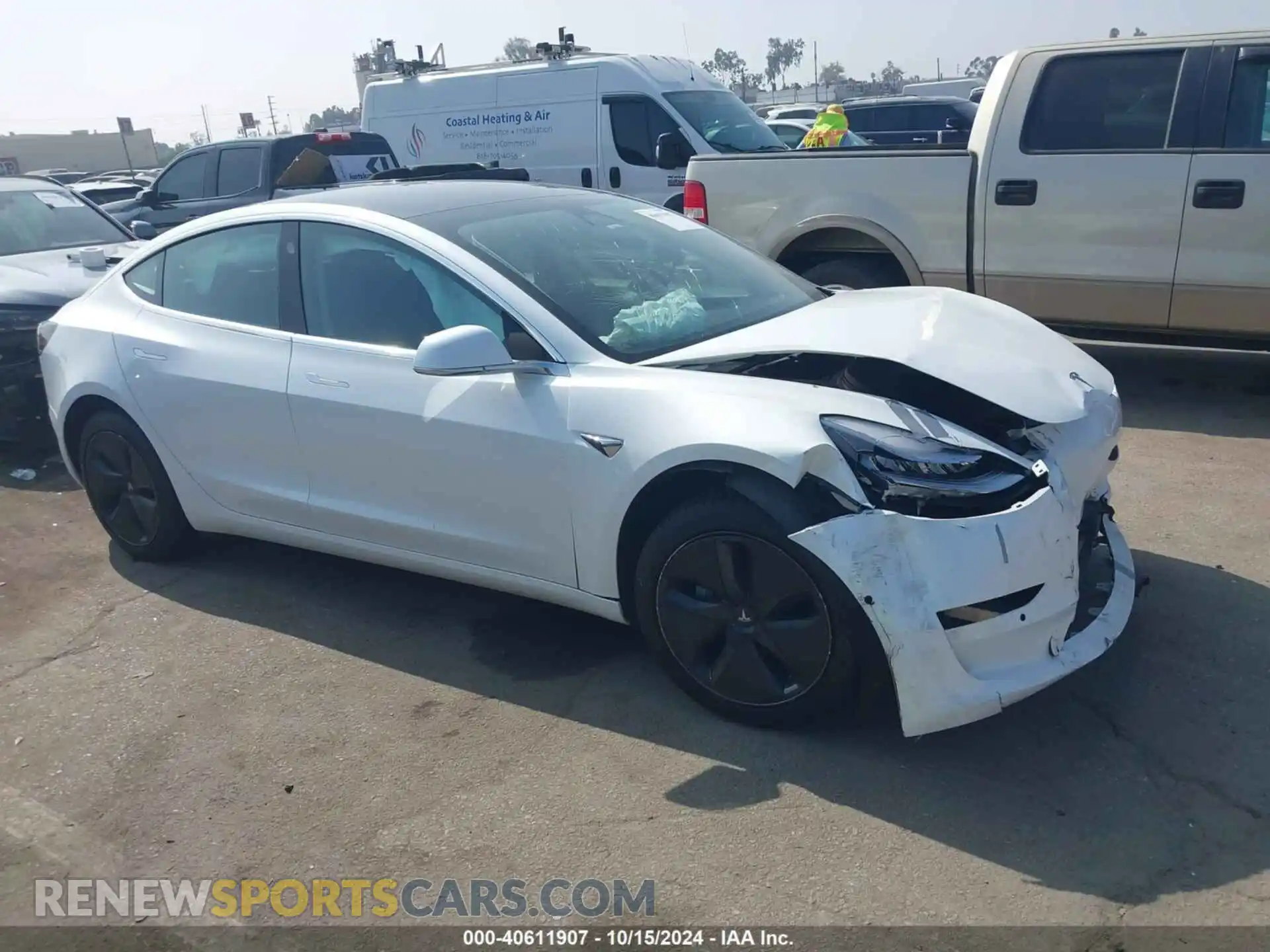 1 Photograph of a damaged car 5YJ3E1EA8LF613060 TESLA MODEL 3 2020