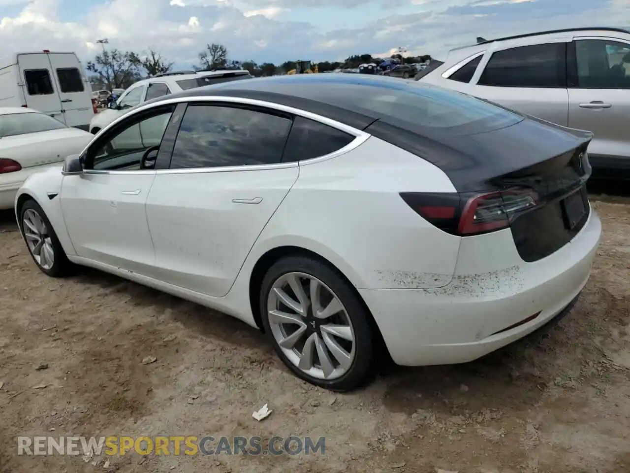 2 Photograph of a damaged car 5YJ3E1EA8LF645829 TESLA MODEL 3 2020