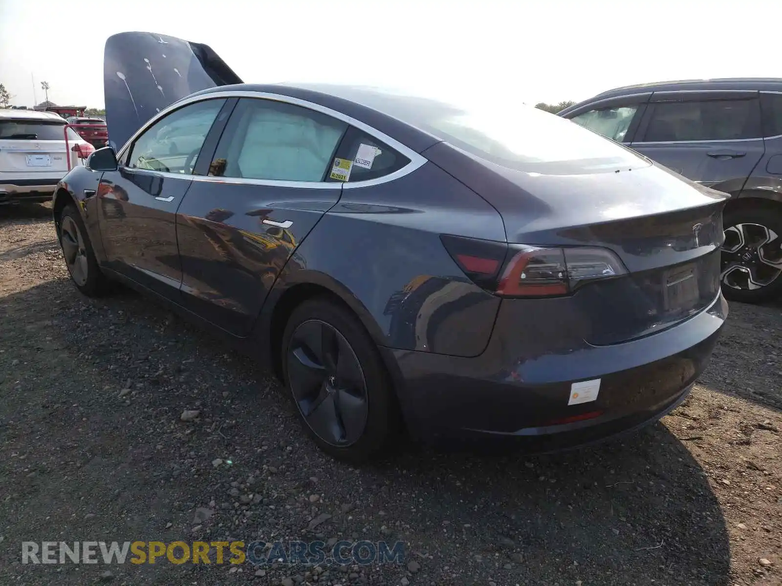 3 Photograph of a damaged car 5YJ3E1EA8LF736714 TESLA MODEL 3 2020