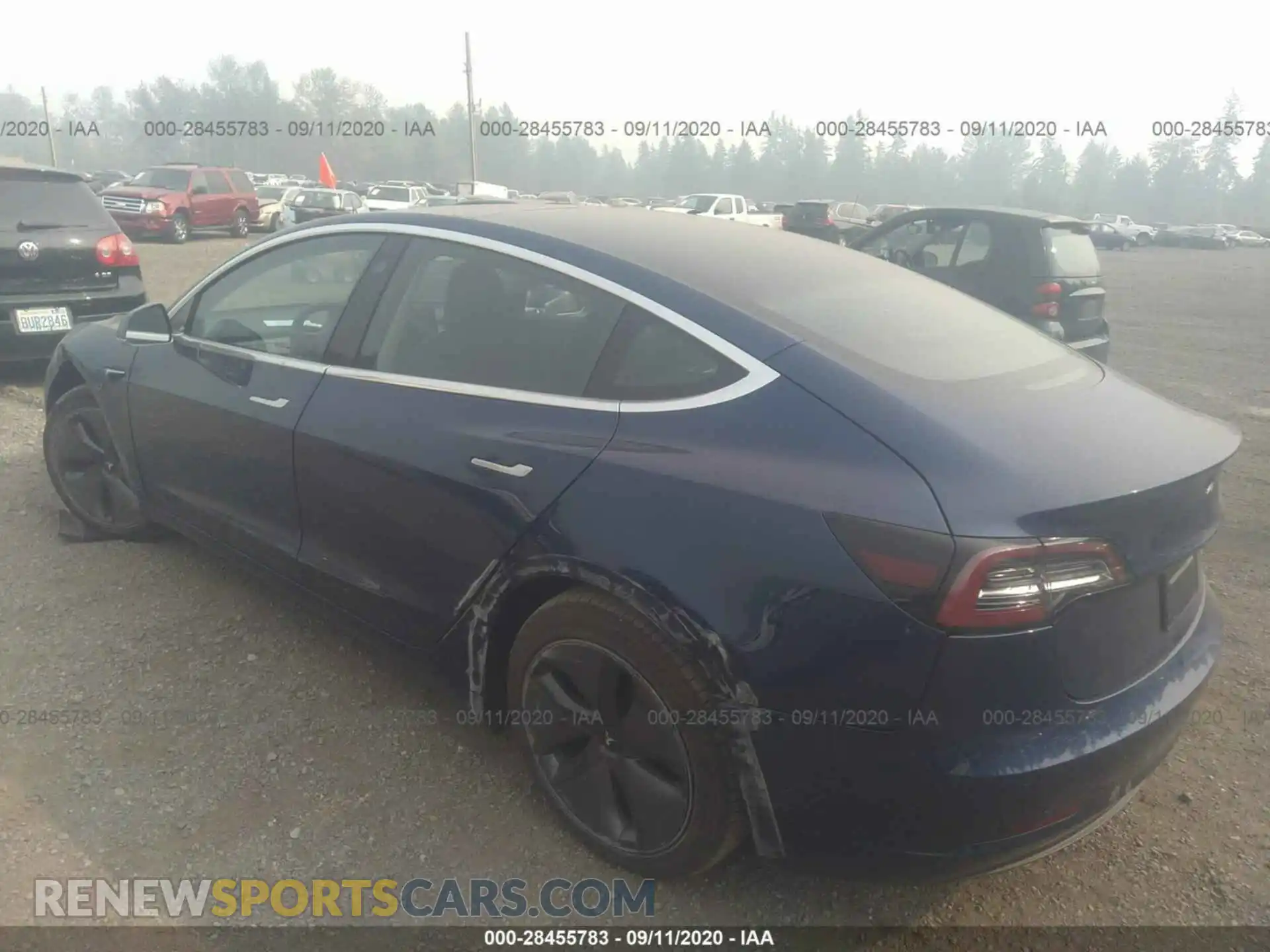 3 Photograph of a damaged car 5YJ3E1EA8LF739726 TESLA MODEL 3 2020